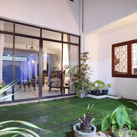 Elegance Oasis, Colombo 3 Ξενοδοχείο Εξωτερικό φωτογραφία