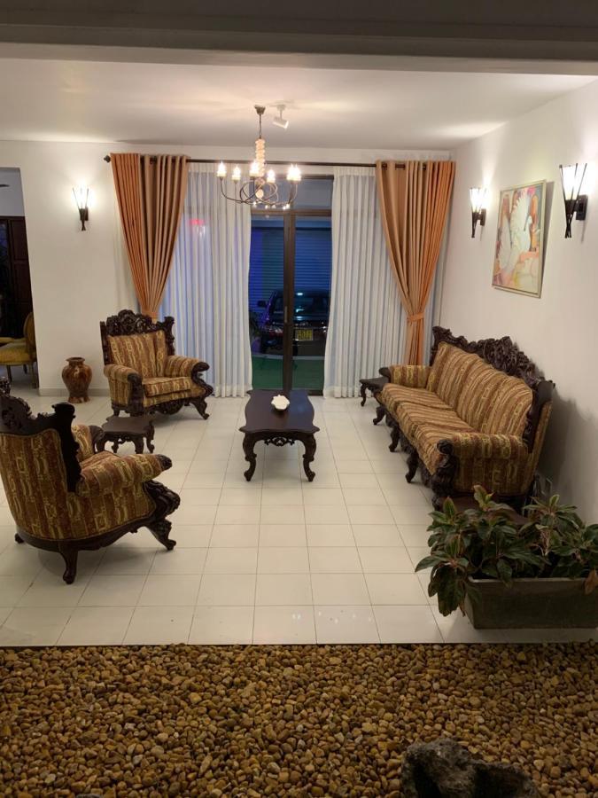 Elegance Oasis, Colombo 3 Ξενοδοχείο Εξωτερικό φωτογραφία
