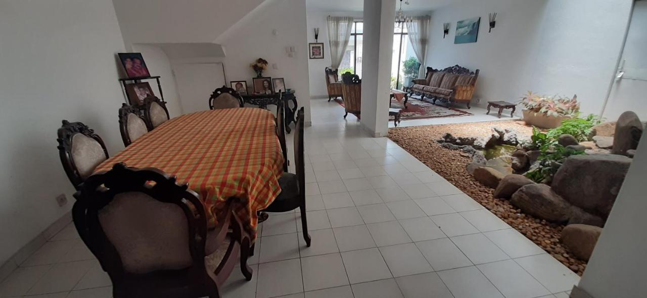 Elegance Oasis, Colombo 3 Ξενοδοχείο Εξωτερικό φωτογραφία