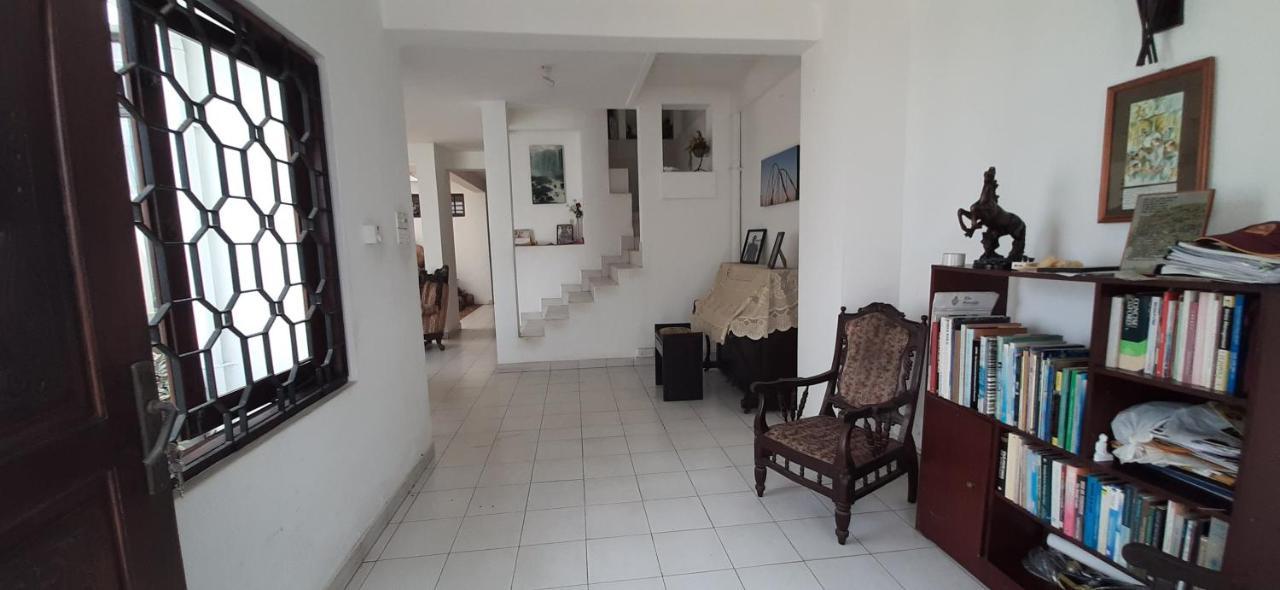 Elegance Oasis, Colombo 3 Ξενοδοχείο Εξωτερικό φωτογραφία