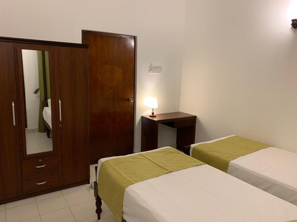 Elegance Oasis, Colombo 3 Ξενοδοχείο Εξωτερικό φωτογραφία