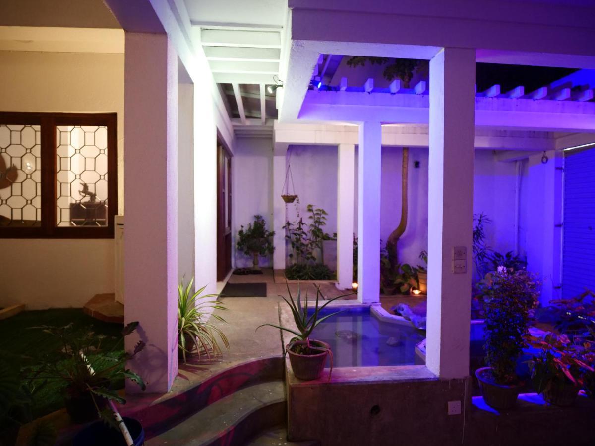Elegance Oasis, Colombo 3 Ξενοδοχείο Εξωτερικό φωτογραφία